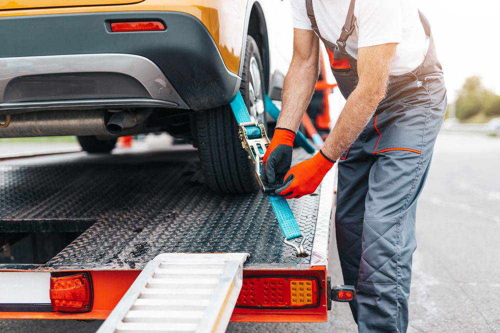 Anglian Vehicle Recovery offers 24-hour car towing, breakdown recovery and vehicle transport across Suffolk, Norfolk, Cambridgeshire and Essex.